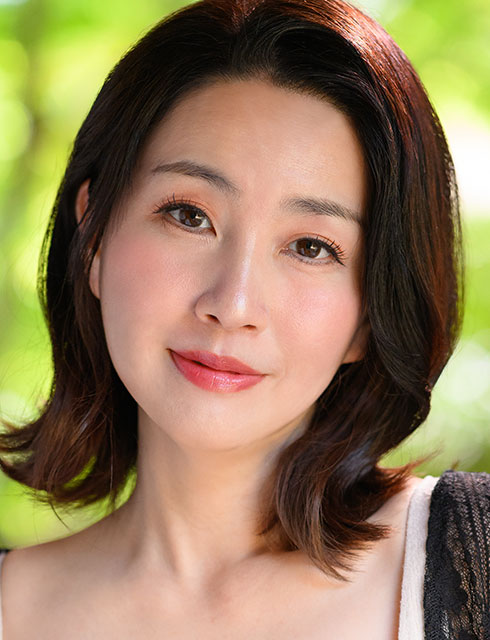 椿纱枝(つばき さえ)个人资料照片